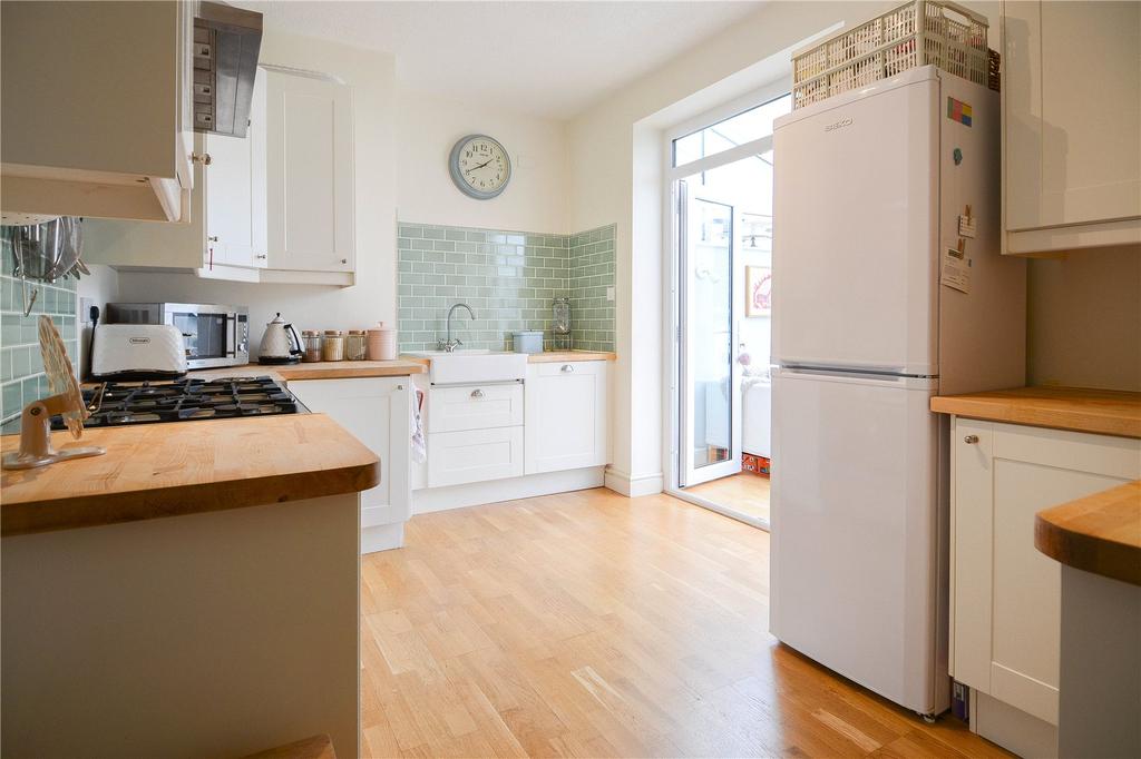 Warley Hall Road, Oldbury, West Midlands, B68 3 bed semidetached house