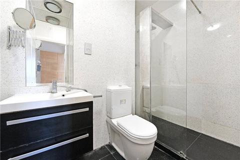 1 bedroom apartment to rent, Quadrangle Tower, Cambridge Square