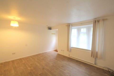 1 bedroom maisonette to rent, Northridge Way, Boxmoor, Unfurnished, Available December 2024