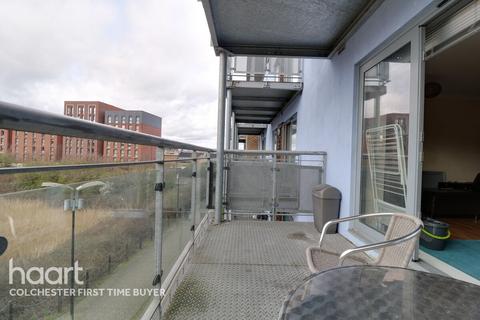 2 bedroom flat for sale, Quayside Drive, Colchester