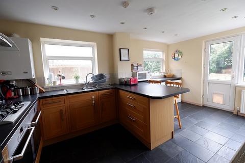 3 bedroom semi-detached house for sale - Cardiff Road, Dinas Powys, The Vale Of Glamorgan. CF64