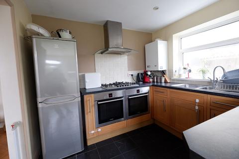 3 bedroom semi-detached house for sale - Cardiff Road, Dinas Powys, The Vale Of Glamorgan. CF64