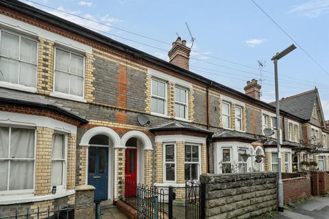 3 bedroom terraced house to rent, Radstock Road, Reading, RG1
