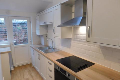 2 bedroom terraced house to rent, Brougham Square, Shrewsbury