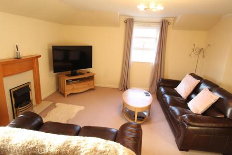 2 bedroom flat to rent, Anderson Drive, Top Floor, AB15