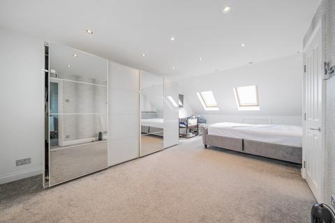 90 Melthorne Drive, Ruislip, HA4 0TR