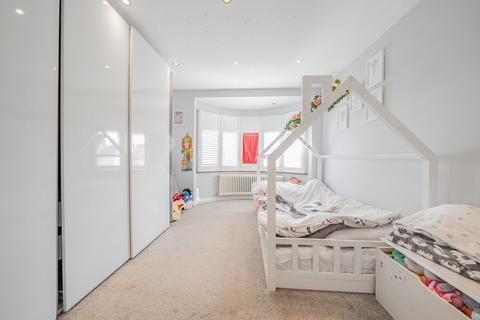 90 Melthorne Drive, Ruislip, HA4 0TR