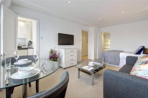 Studio to rent, Hill Street, London