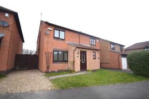 2 bedroom semi-detached house to rent, Heath Close, Festival Park, NE11