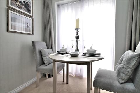 1 bedroom apartment for sale - Langton Lodge, Thorpe Road, Staines-Upon-Thames, TW18
