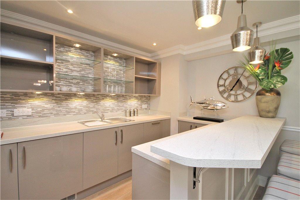 Communal Kitchen