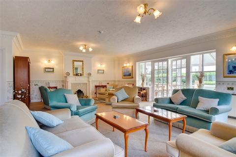 1 bedroom retirement property for sale, Cremorne Place, King George Avenue, Petersfield, Hampshire
