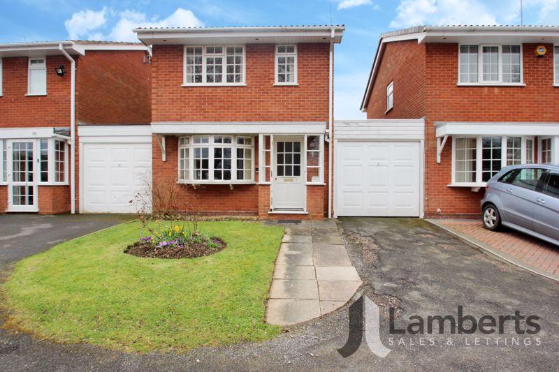 Packwood Close, Redditch 3 bed house £235,000