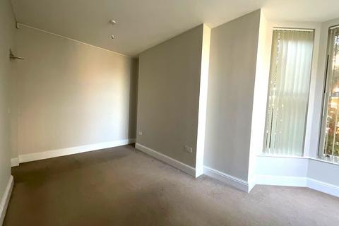 undefined, Flat 5, Warwick House, Avenue Road, DN2