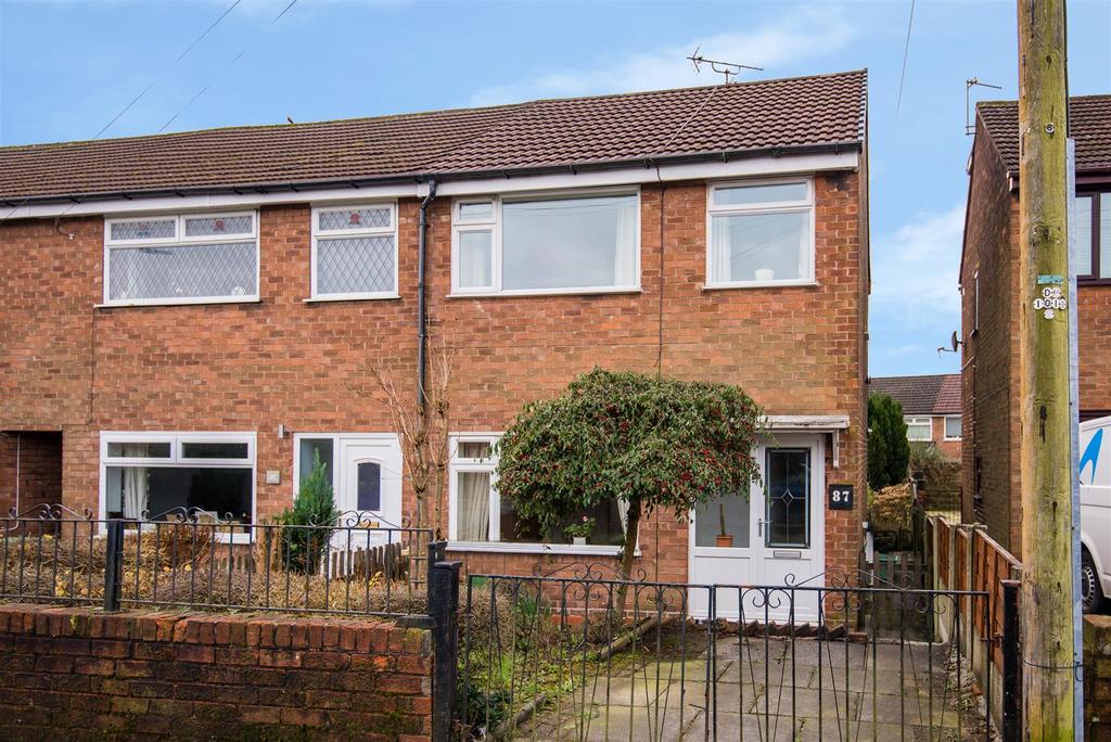 3 Bed Property For Sale In Highland Road Bromley Cross