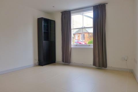 1 bedroom flat to rent, Middlebridge Street  Romsey  UNFURNISHED