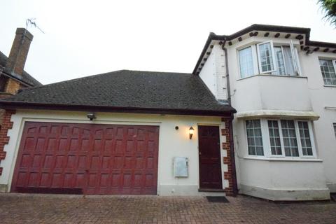 undefined, St. Albans Road West, Hatfield AL10