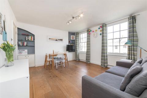 2 bedroom flat for sale, Tibberton Square, Islington, London