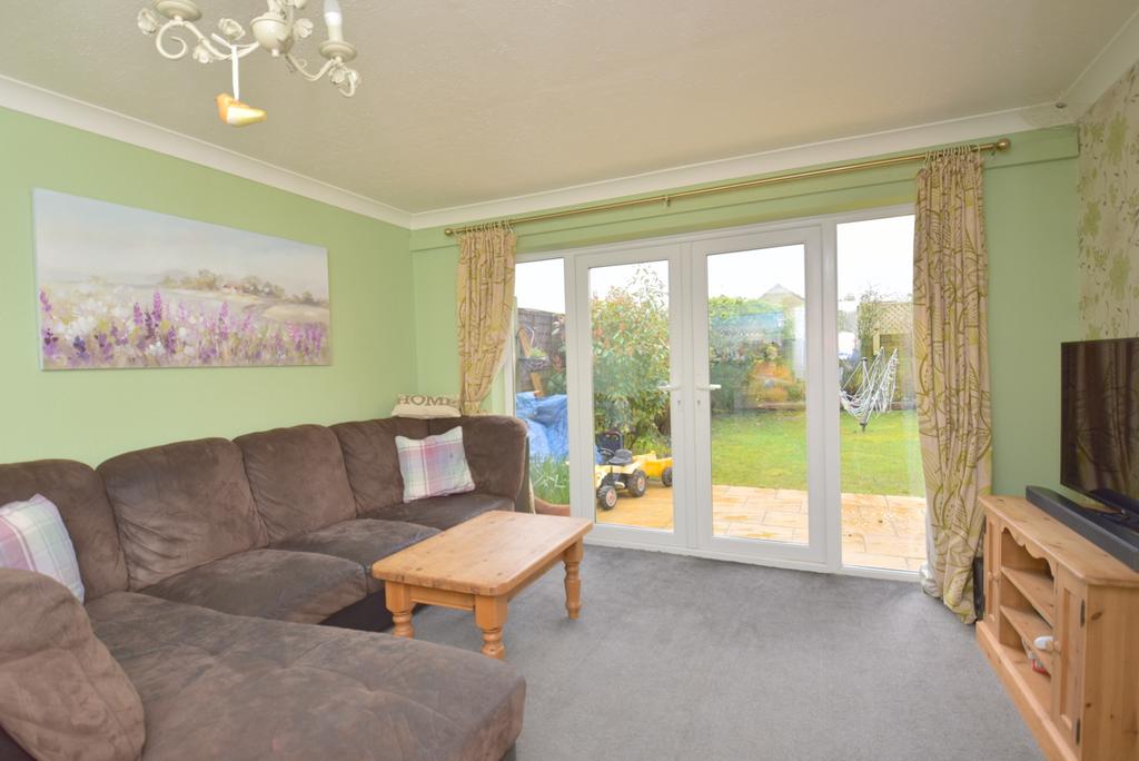 Milborne Port, Dorset 3 bed semidetached bungalow £220,000