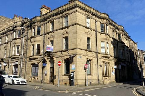 Office to rent, Corner of 10 Regent Street/2 Eastgate, Barnsley, S70 2HT