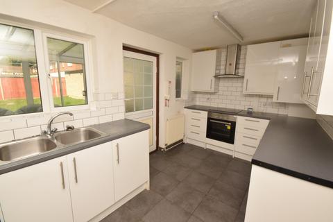 6 bedroom end of terrace house to rent, High Dells, Hatfield AL10