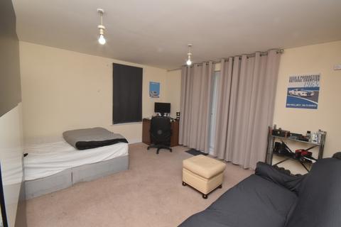 3 bedroom flat to rent, Clarkson Court, Hatfield AL10