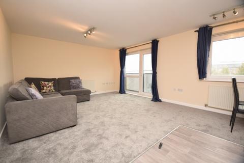 2 bedroom flat to rent, Spectre Court, Hatfield AL10
