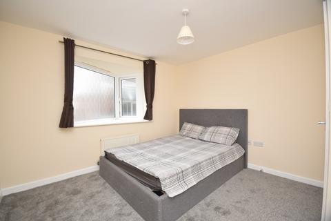 2 bedroom flat to rent, Spectre Court, Hatfield AL10