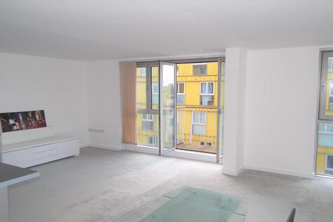 2 bedroom flat to rent, Vizion 7, London N7 - EPC rating B