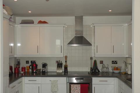 2 bedroom apartment to rent, Parkhouse Court, Hatfield AL10