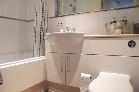 2 bedroom apartment to rent, Parkhouse Court, Hatfield AL10