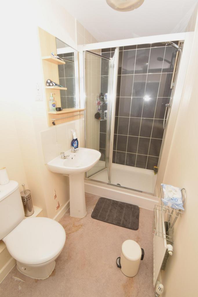En Suite Bathroom