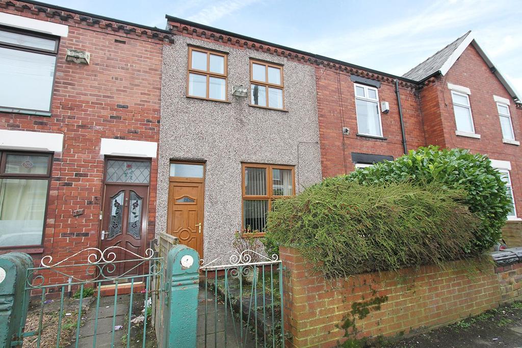 Old Road, AshtoninMakerfield, Wigan, WN4 9BG 3 bed terraced house £