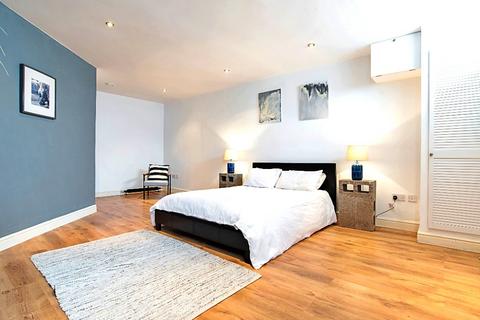 1 bedroom flat to rent, Dock View Road, Barry, CF63