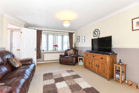 4 bedroom detached house to rent, Sandstone Close, Winnersh, Wokingham, Berkshire, RG41