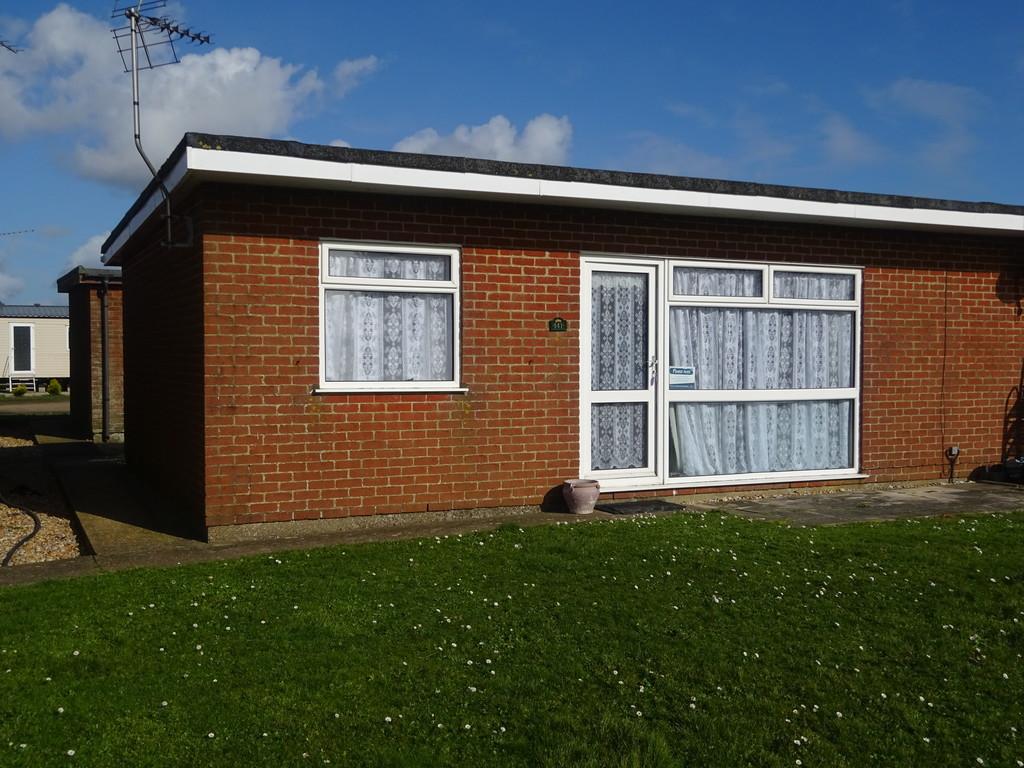 Romney Sands Holiday Park, Greatstone 2 bed chalet for sale £32,000