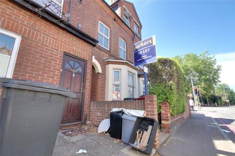 1 bedroom in a house share to rent, Oxford Road, Berkshire RG30