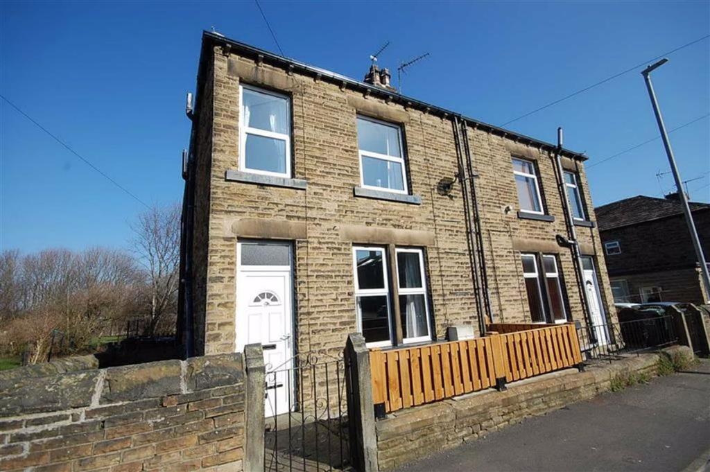 Union Road, Liversedge, WF15 2 bed terraced house £80,000
