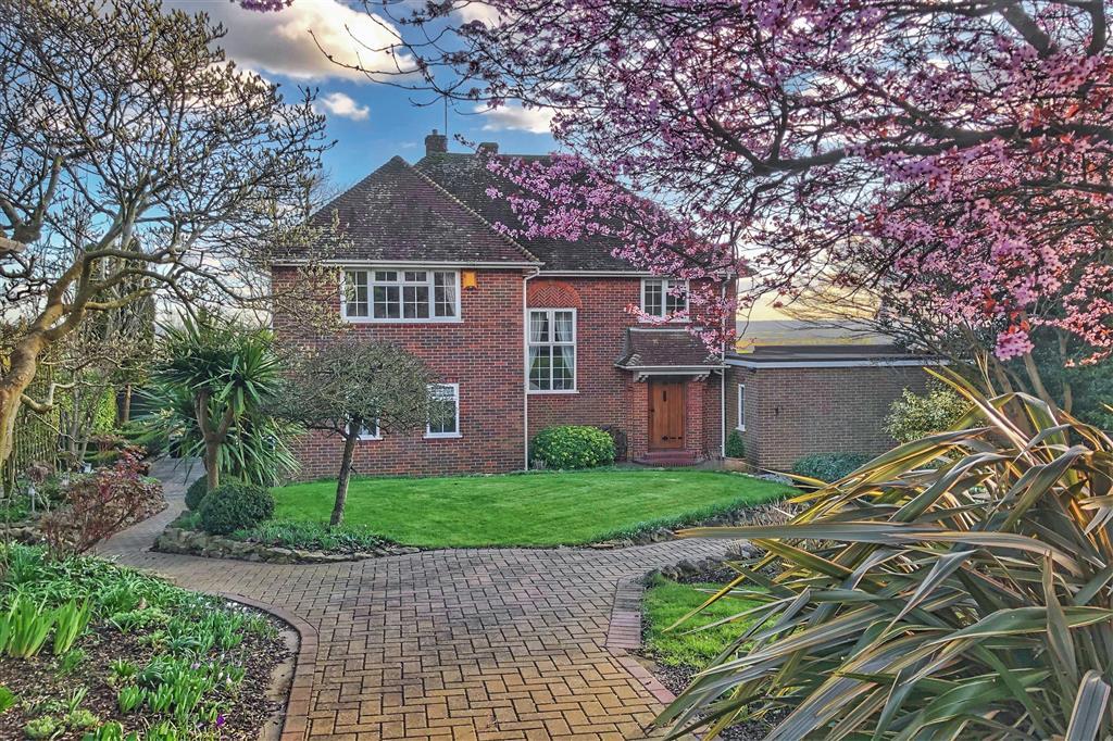 Chart Road, Sutton Valence, Maidstone, Kent 4 bed detached house £900,000