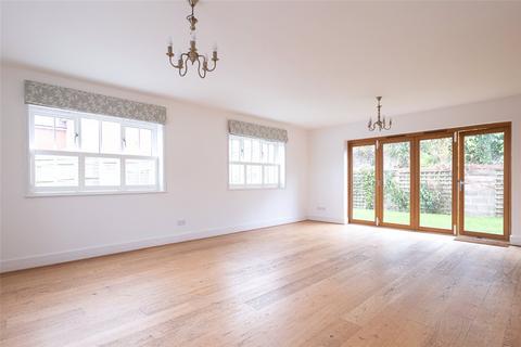 4 bedroom detached house to rent, West Ilsley, Newbury, Berkshire, RG20