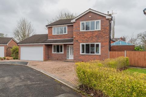 4 bedroom detached house to rent, Lowside Avenue, Lostock, Bolton, BL1