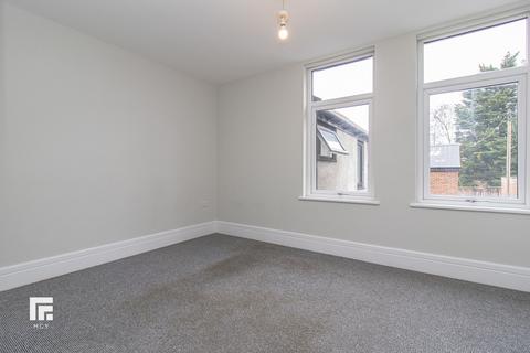 2 bedroom maisonette to rent, North Road, Cardiff