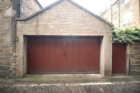 Garage to rent, Palmerston Place Lane, Edinburgh, Midlothian