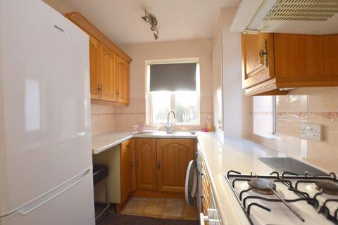 2 bedroom maisonette to rent, Woodridings Close, Hatch End