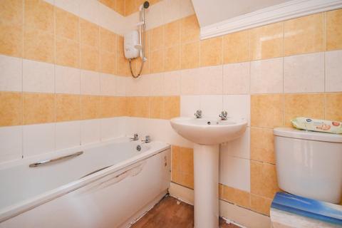 21 Broomfield Road, Folkestone, CT19 4DJ