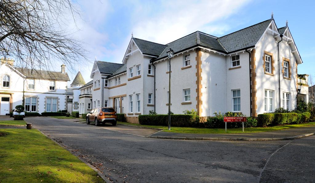 10 Craigerne House, Craigerne Drive, Peebles EH45 9HG 2 bed flat £225,000