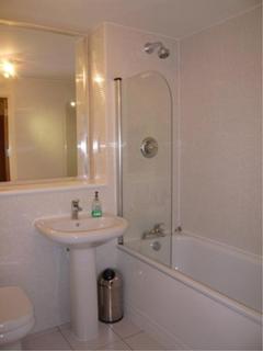 2 bedroom apartment to rent, Centenary Plaza, Holliday Street, Birmingham