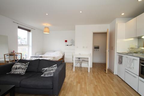 Studio to rent, 400 Essex Road,  Islington, N1