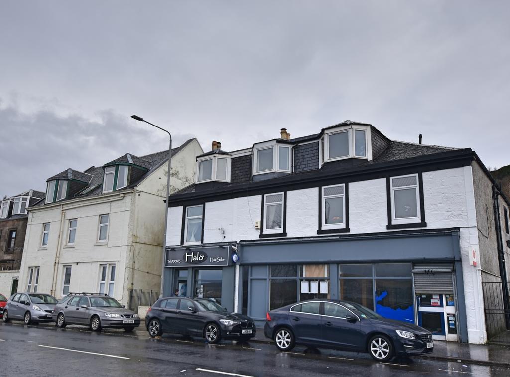 ELDON STREET GREENOCK 3 bed flat £100,000