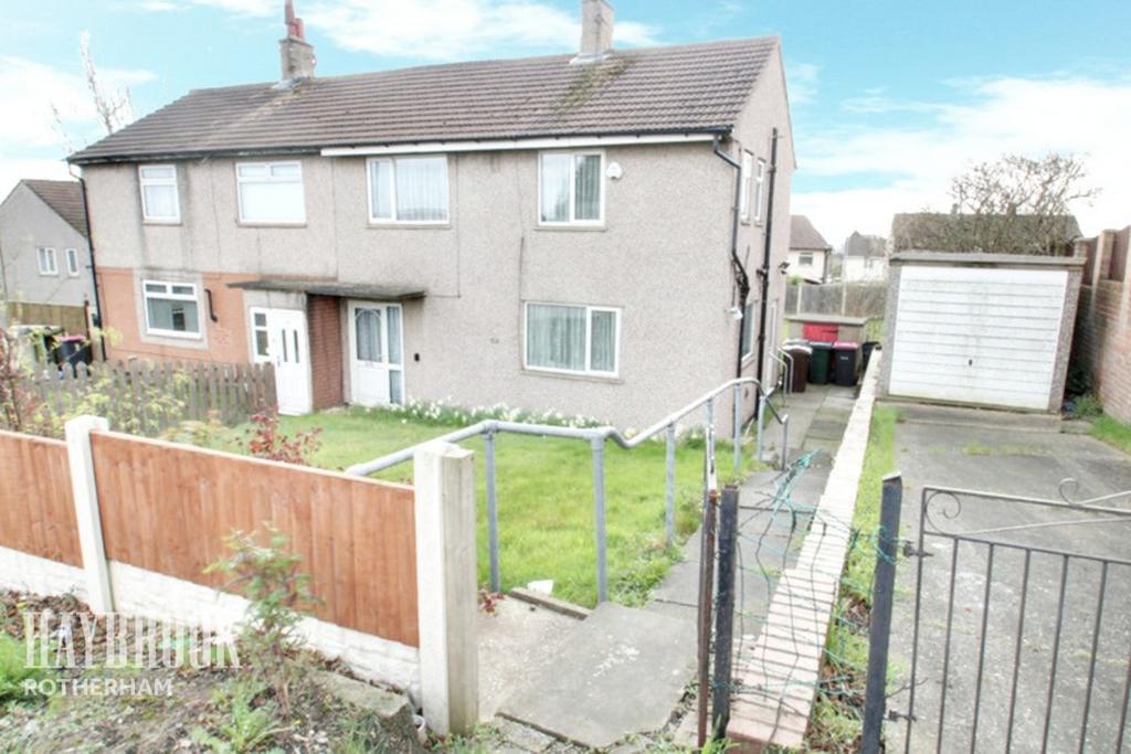 Kilnhurst Road, Rawmarsh 3 bed semi-detached house - £80,000